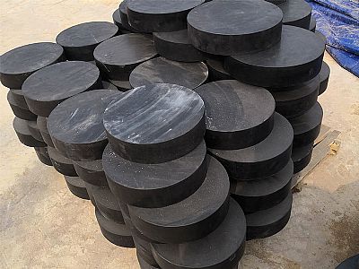 武川县板式橡胶支座由若干层橡胶片与薄钢板经加压硫化